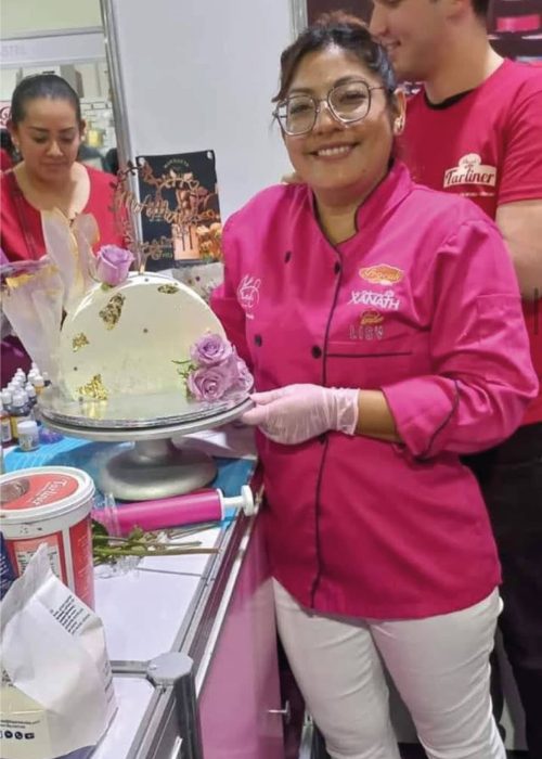 Pastelería-de-diseño-y-alta-repostería-Areki-Repostería